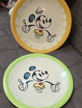 Disney Green and Yellow Mickey Mouse Ceramic Plate Set